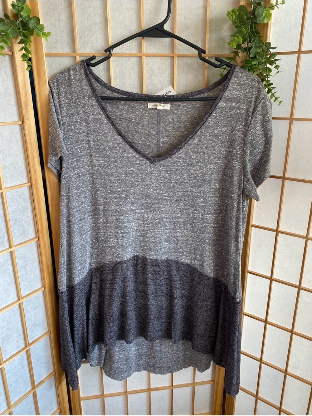Maurices Two-Tone Gray V-Neck Short Sleeve Top